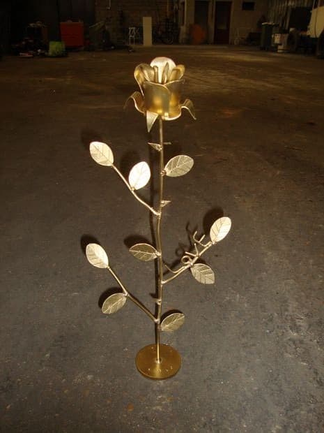 Les Roses de Fer - Image 1